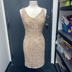 Theia gold sequin dress size 4